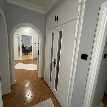 Sirinyali Denize 100 M Gunluk Daireler Apartment