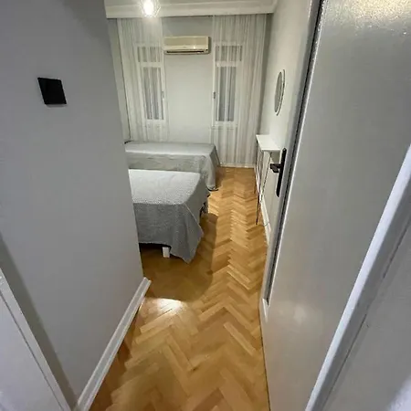 Sirinyali Denize 100 M Gunluk Daireler Apartment