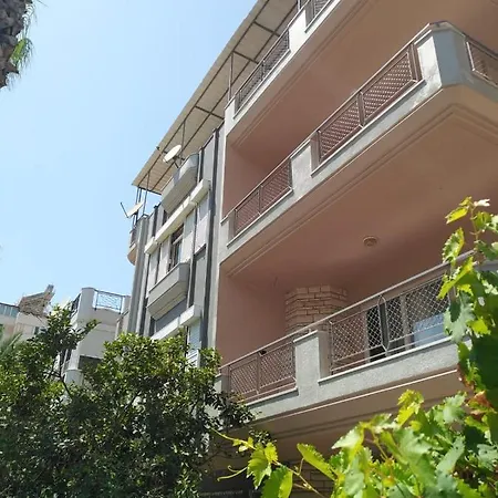 Apartment Sirinyali Denize 100 M Gunluk Daireler Antalya