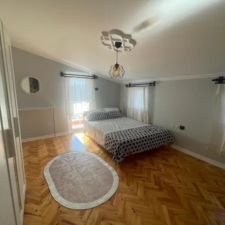 Apartment Sirinyali Denize 100 M Gunluk Daireler *