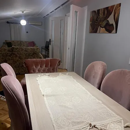 Sirinyali Denize 100 M Gunluk Daireler Apartment *
