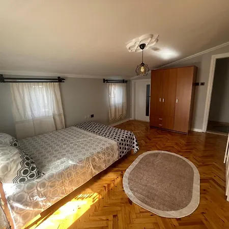 Sirinyali Denize 100 M Gunluk Daireler Apartment