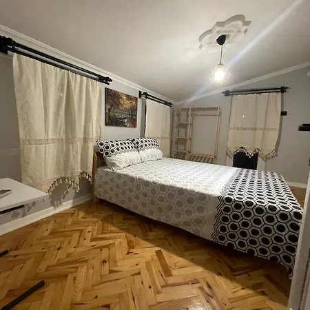 Sirinyali Denize 100 M Gunluk Daireler * Анталья